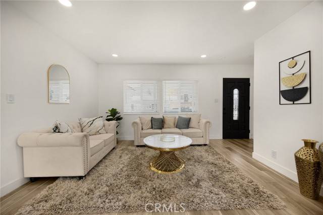 506 W Victor Avenue, Anaheim, CA 92801