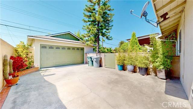 Buena Park, CA 90620,8158 Carnation Drive