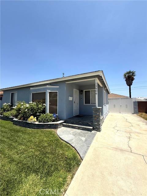 13906 S Kalsman Avenue, Compton, CA 90222