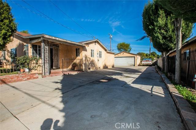 2068 S Towne Avenue, Pomona, CA 91766