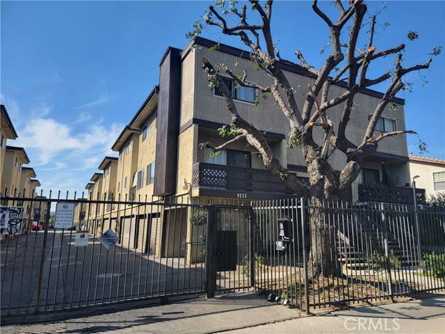 9131 Burnet Avenue #5, North Hills, CA 91343