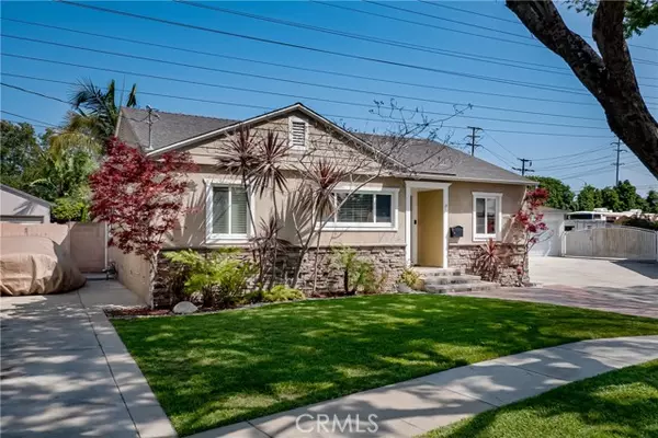 Lakewood, CA 90713,4106 Stevely Avenue