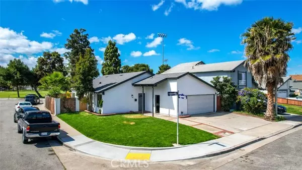 Lakewood, CA 90715,12244 Renville Street