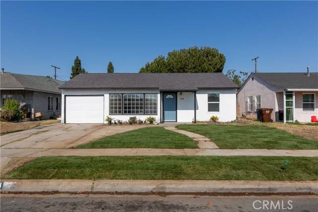 704 S Taper Avenue, Compton, CA 90220