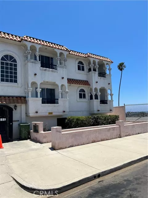 San Pedro, CA 90731,1606 S Palos Verdes Street