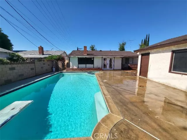 24307 Vanowen Street, West Hills, CA 91307