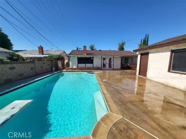 West Hills, CA 91307,24307 Vanowen Street