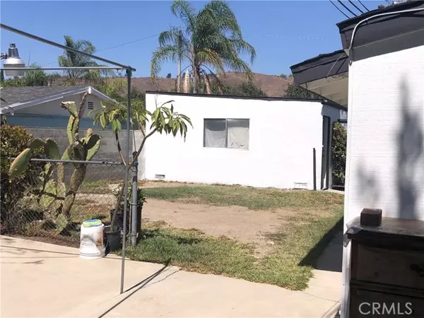 Pomona, CA 91768,2216 Carlton Avenue