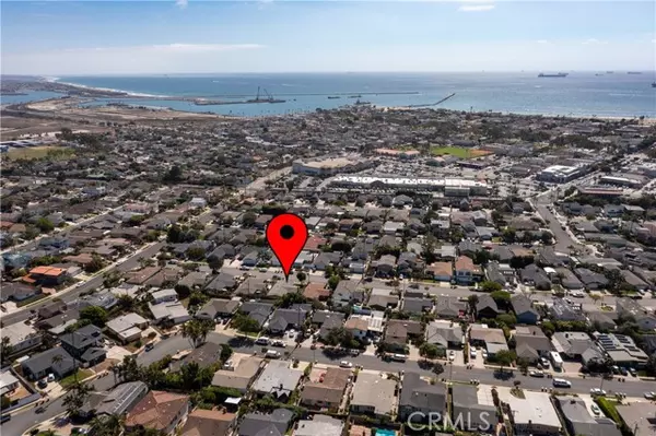 1045 Driftwood Avenue, Seal Beach, CA 90740