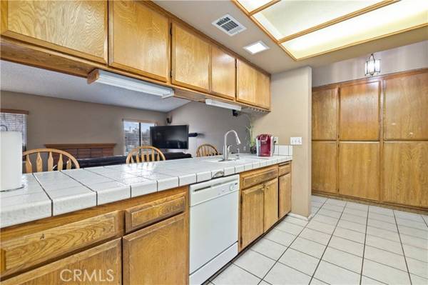 Palmdale, CA 93552,4554 E Avenue R6