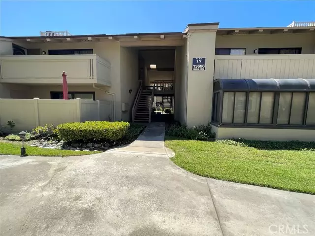 La Mirada, CA 90638,13606 La Jolla Circle #17H