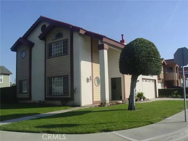 18700 Wright Pl., Artesia, CA 90701