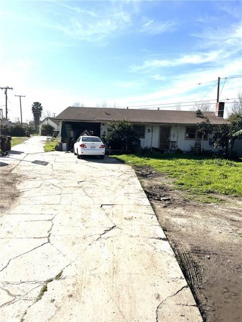 Compton, CA 90220,225 S Matthisen Avenue