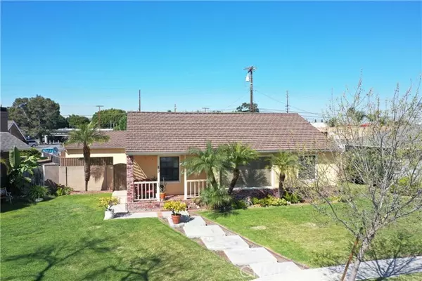 4855 Faust Avenue, Lakewood, CA 90713