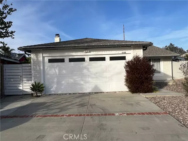 Arleta, CA 91331,13140 Reedley Street