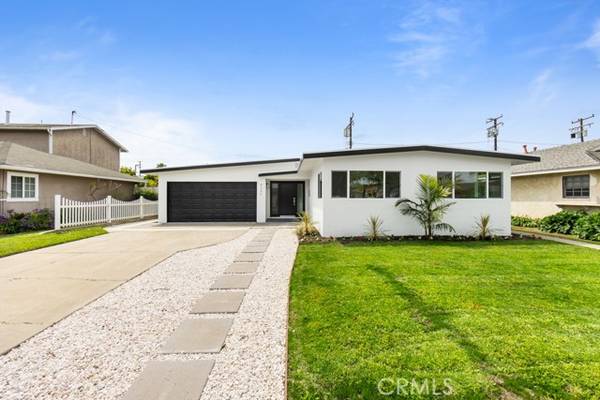 6302 E Pageantry Street, Long Beach, CA 90808