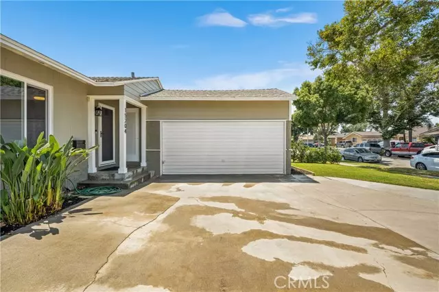 Norwalk, CA 90650,15204 Domart Avenue