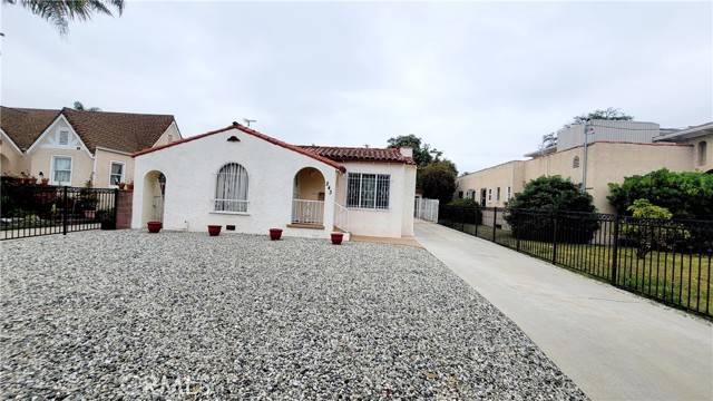 243 E Tamarack Avenue, Inglewood, CA 90301