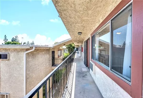 Panorama City, CA 91402,8800 Cedros Avenue #207