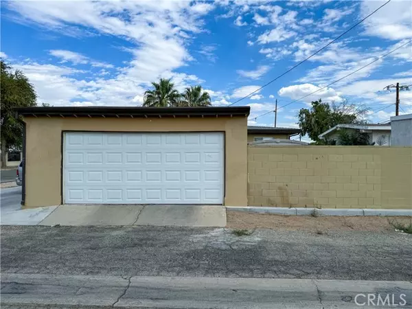 Lancaster, CA 93534,860 W Holguin Street