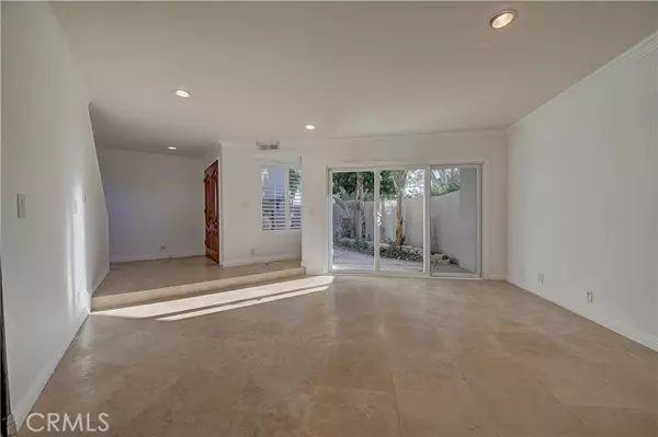 Costa Mesa, CA 92627,381 Bay View Terrace