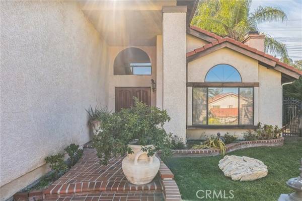 21124 Mill Ridge Drive, Saugus, CA 91350