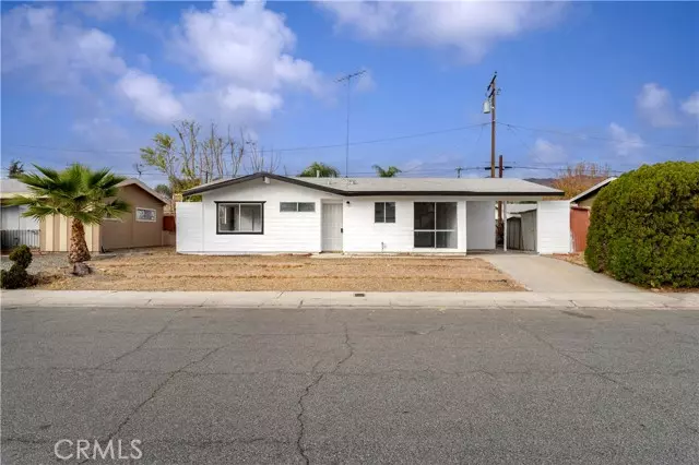 319 Oakhurst Drive, San Jacinto, CA 92583