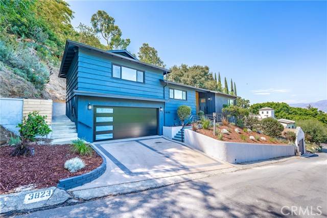 3823 Sunshine Court, Studio City, CA 91604