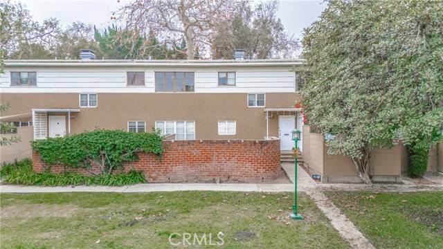 5389 Village, Los Angeles, CA 90016