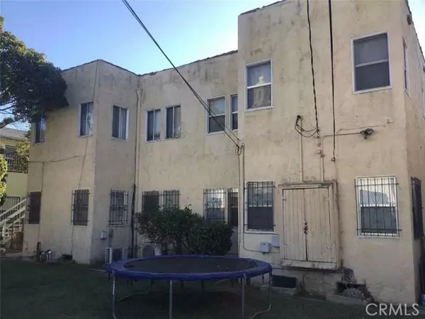 8018 S New Hampshire Avenue, Los Angeles, CA 90044