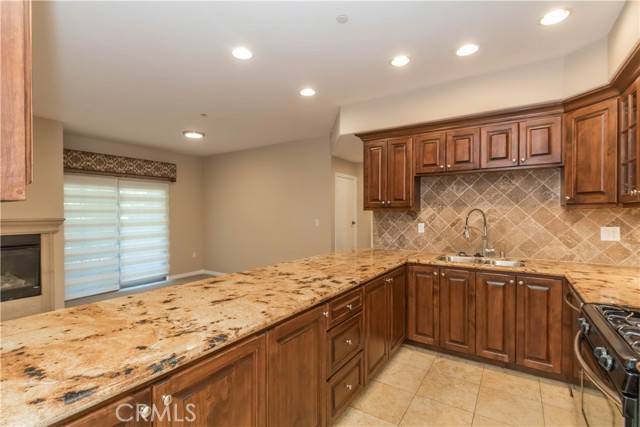 Studio City, CA 91604,4551 Coldwater canyon Avenue #304
