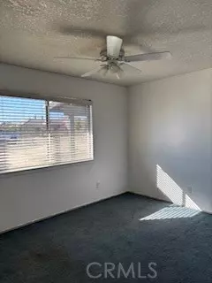 Hesperia, CA 92345,7795 Oakwood Avenue