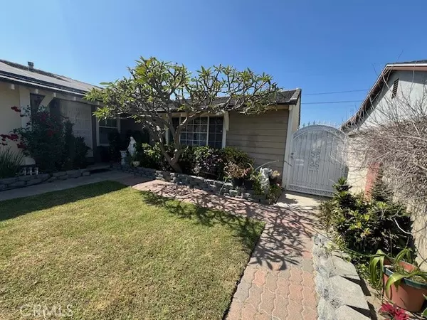 2929 W Orange Avenue, Anaheim, CA 92804