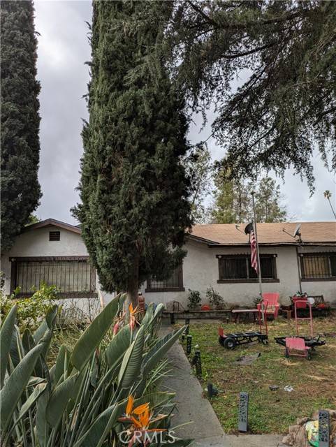 885 Manzanita Ave., Pasadena, CA 91103