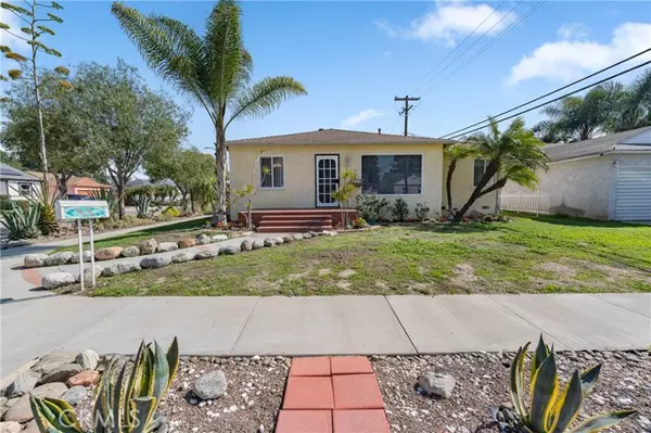 Long Beach, CA 90808,3568 Roxanne Avenue