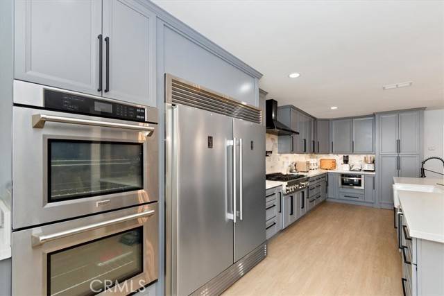Claremont, CA 91711,2105 Oxford Avenue