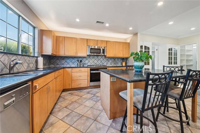Long Beach, CA 90807,3924 Brayton