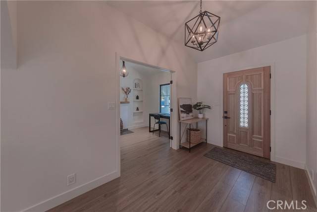 Los Angeles, CA 90039,3448 Ferncroft Road