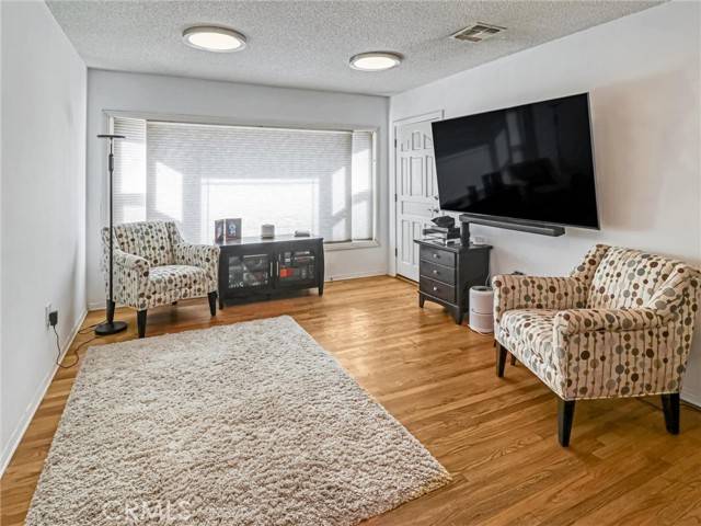Lakewood, CA 90712,5436 Bonfair Avenue