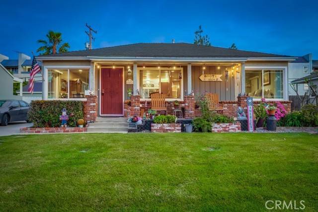 Lakewood, CA 90712,4002 Camerino Street