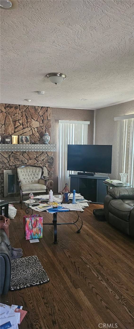 140 S Thompson Street, Hemet, CA 92543