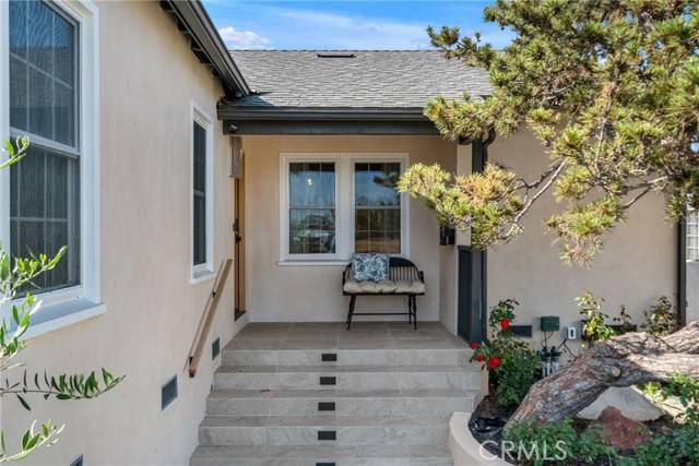 Los Angeles, CA 90045,6129 W 83rd Place