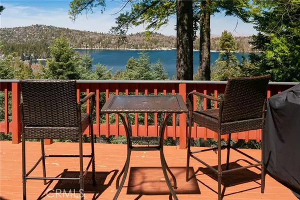 524 Sunderland Court, Lake Arrowhead, CA 92352