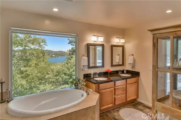 Lake Arrowhead, CA 92352,394 Emerald Dr. (aka 393 St Hwy 173)