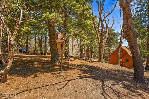 Rimforest, CA 92378,1117 Hazel Pl