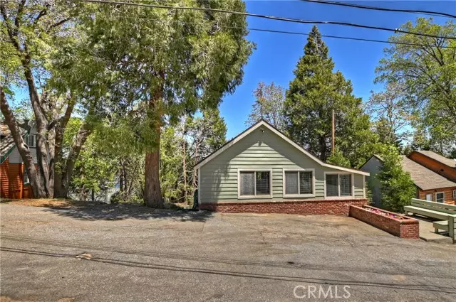 29196 Lake Brook Avenue, Cedar Glen, CA 92321