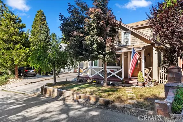 Twin Peaks, CA 92391,713 Rose Lane