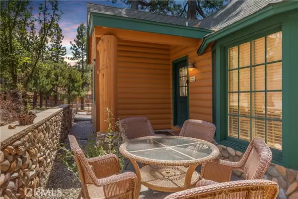 40072 Lakeview Drive, Big Bear Lake, CA 92315