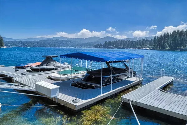 Lake Arrowhead, CA 92352,990 Le Mont Way