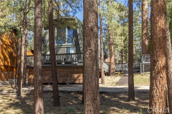 355 Northern Cross Drive, Big Bear Lake, CA 92315